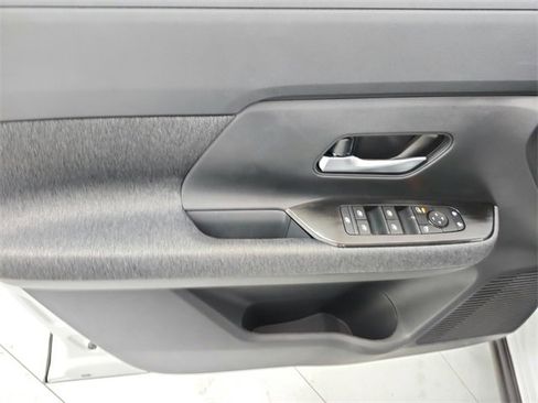 New 2026 Nissan Kicks SV w/ SV Premium Package image 37