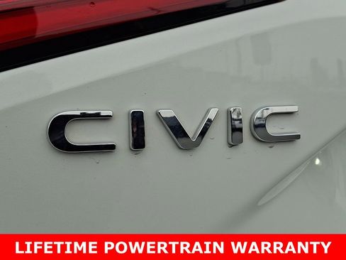Used 2024 Honda Civic Sport image 29