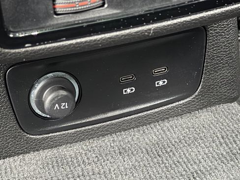 Certified 2025 Audi Q3 2.0T Premium Plus w/ Premium Plus Package image 37