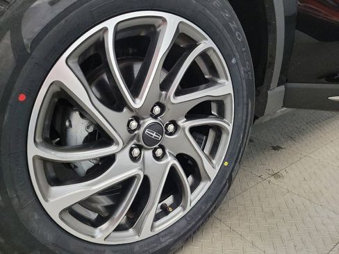 Used 2021 Lincoln Corsair AWD w/ Equipment Group 101A image 31