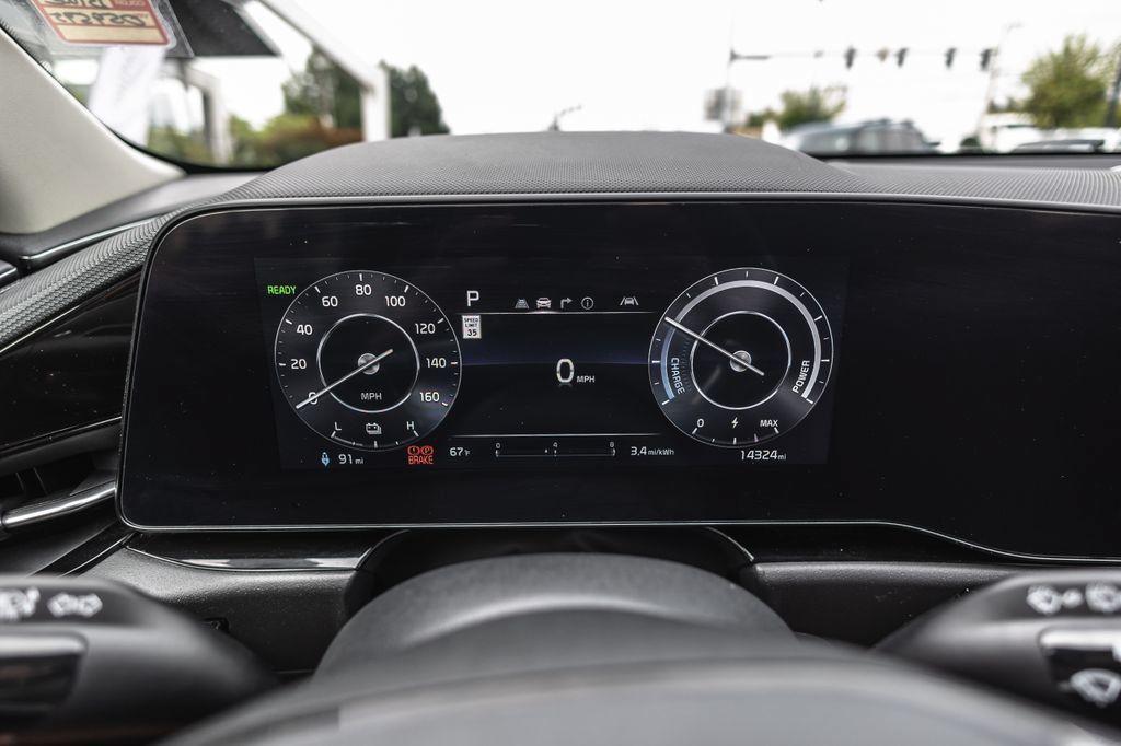 Used 2023 Kia Niro Wind FWD image 10