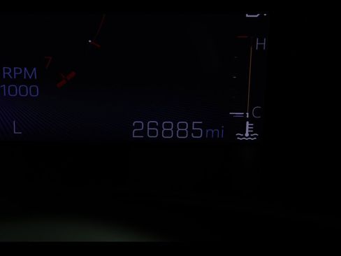 Used 2023 Chevrolet Colorado LT w/ LT Convenience Package III image 25