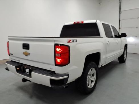 Used 2018 Chevrolet Silverado 1500 LT w/ All Star Edition AWD/4WD image 3