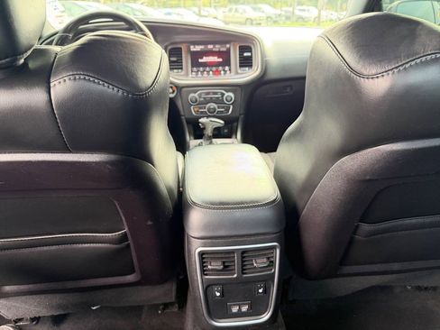 Used 2019 Dodge Charger Scat Pack w/ Dynamics Package image 30