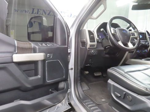 Used 2021 Ford F250 Lariat w/ Lariat Value Package AWD/4WD image 37
