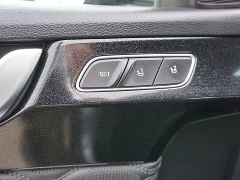 Used 2022 Hyundai Palisade Calligraphy image 16