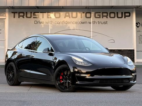 Used 2019 Tesla Model 3 Performance AWD/4WD image 2
