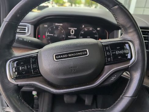 Used 2023 Jeep Grand Wagoneer 4WD image 7