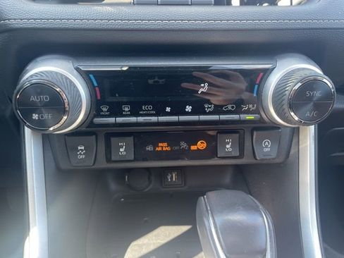 Used 2023 Toyota RAV4 XLE Premium image 25