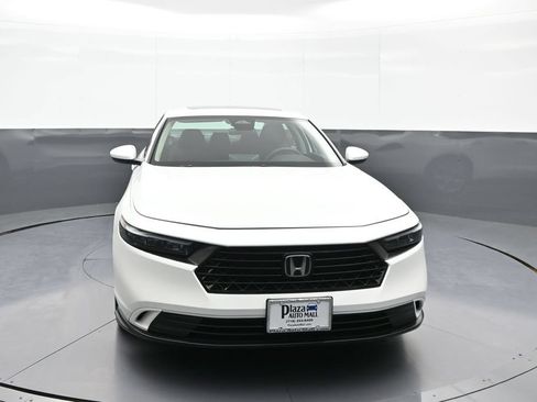Used 2024 Honda Accord EX image 2