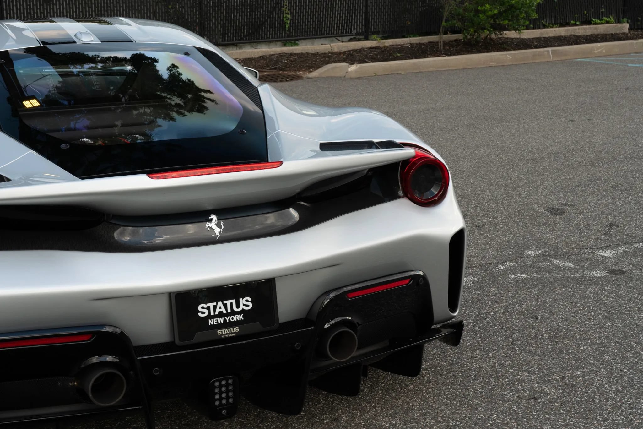 Used 2019 Ferrari 488 Pista Coupe RWD image 13