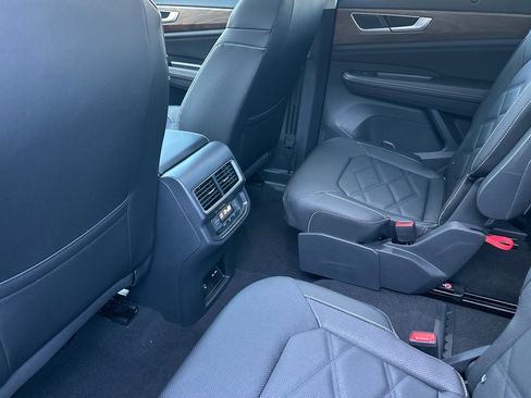 New 2026 Volkswagen Atlas SE image 12