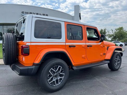 New 2026 Jeep Wrangler Unlimited Sahara w/ Whitecap Package AWD/4WD image 50