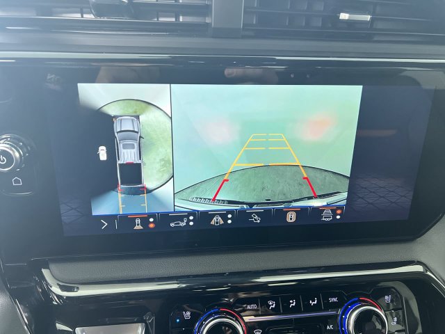 Used 2026 GMC Sierra 1500 AT4 w/ AT4 Preferred Package AWD/4WD image 15