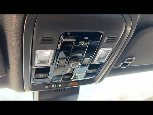 New 2026 Chevrolet Tahoe High Country AWD/4WD image 18