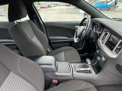 Used 2023 Dodge Charger SXT image 31