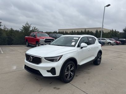 Certified 2025 Volvo XC40 B5 Core