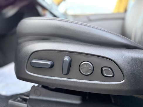 Certified 2024 Buick Enclave Avenir w/ Trailering Package, 5000 lbs. image 17