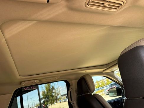 Certified 2024 Lincoln Navigator Reserve image 12