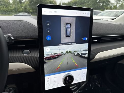 Used 2024 Ford Mustang Mach-E Premium image 22