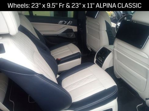 Used 2021 BMW ALPINA XB7 image 40
