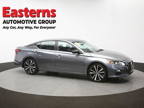 Used 2020 Nissan Altima 2.5 SR FWD image 47