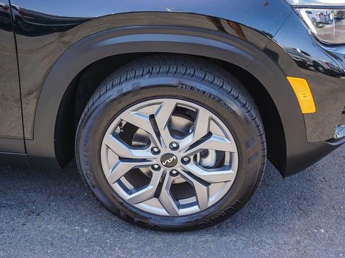 Certified 2024 Kia Seltos S FWD image 10