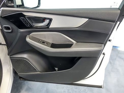 Used 2023 Acura MDX SH-AWD w/ Technology Package image 34