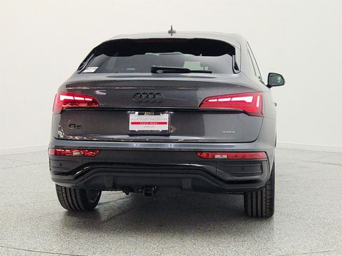 Used 2023 Audi Q5 2.0T Premium Plus w/ Premium Plus Package AWD/4WD image 6