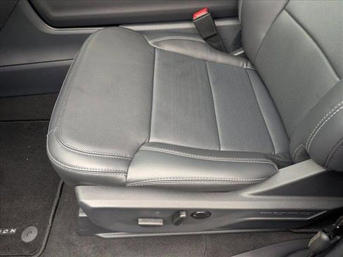 New 2025 Ford Expedition Platinum w/ Driver's Package image 3