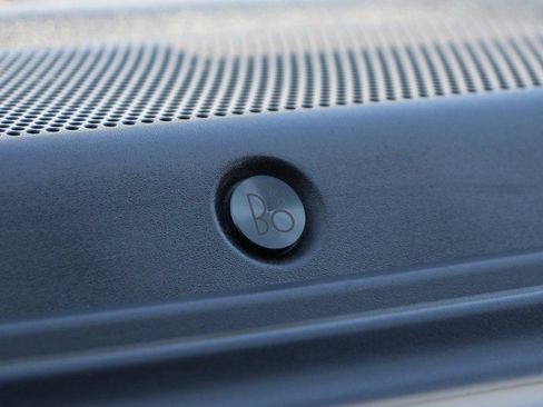 Used 2023 Ford F250 Lariat w/ Black Appearance Package image 28