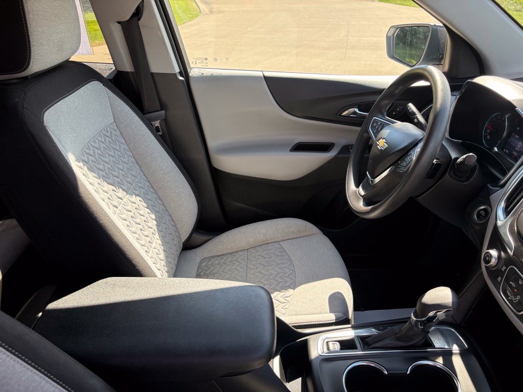 Used 2024 Chevrolet Equinox LS w/ LS Convenience Package FWD image 28
