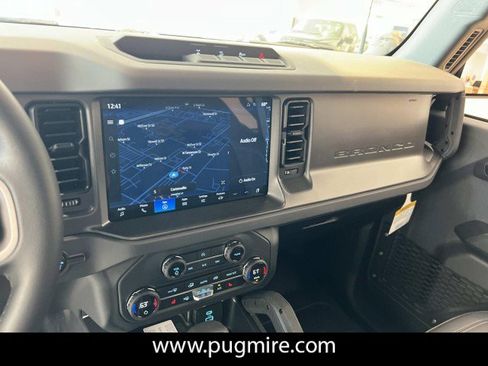 New 2025 Ford Bronco Big Bend w/ Black Diamond Package AWD/4WD image 24