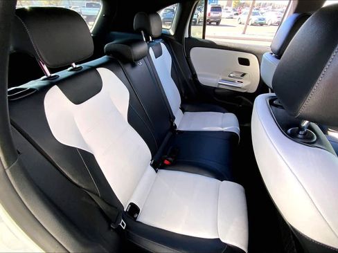 Used 2023 Mercedes-Benz GLA 45 AMG 4MATIC image 17