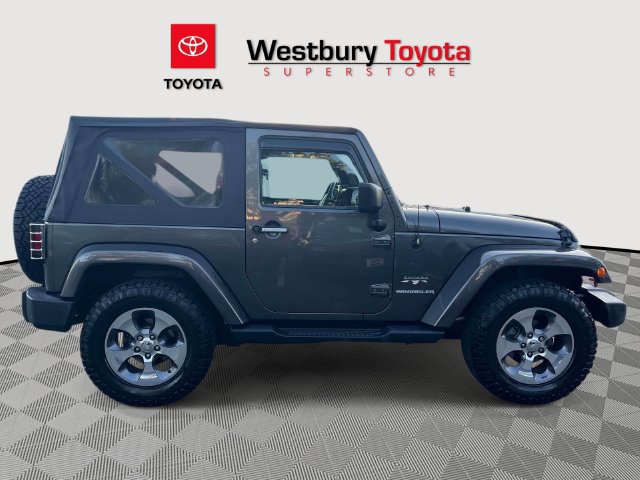 Used 2016 Jeep Wrangler Sahara w/ Connectivity Group AWD/4WD image 6