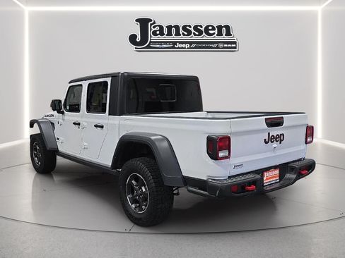 Used 2023 Jeep Gladiator Rubicon AWD/4WD image 3