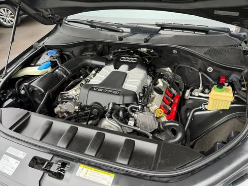 Used 2015 Audi Q7 3.0T S line Prestige w/ 21" S Line Plus Package image 8