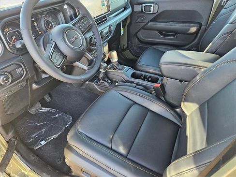 New 2025 Jeep Gladiator Sport image 8