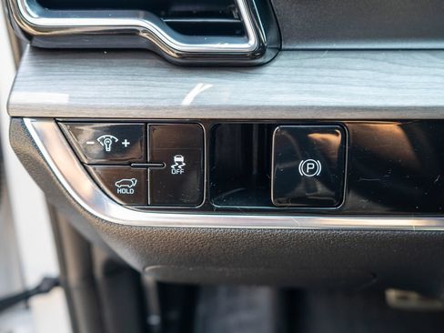Certified 2023 Kia Sportage X-Pro AWD/4WD image 18
