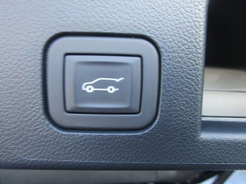 Certified 2026 Chevrolet Equinox LT w/ Convenience Package II image 18