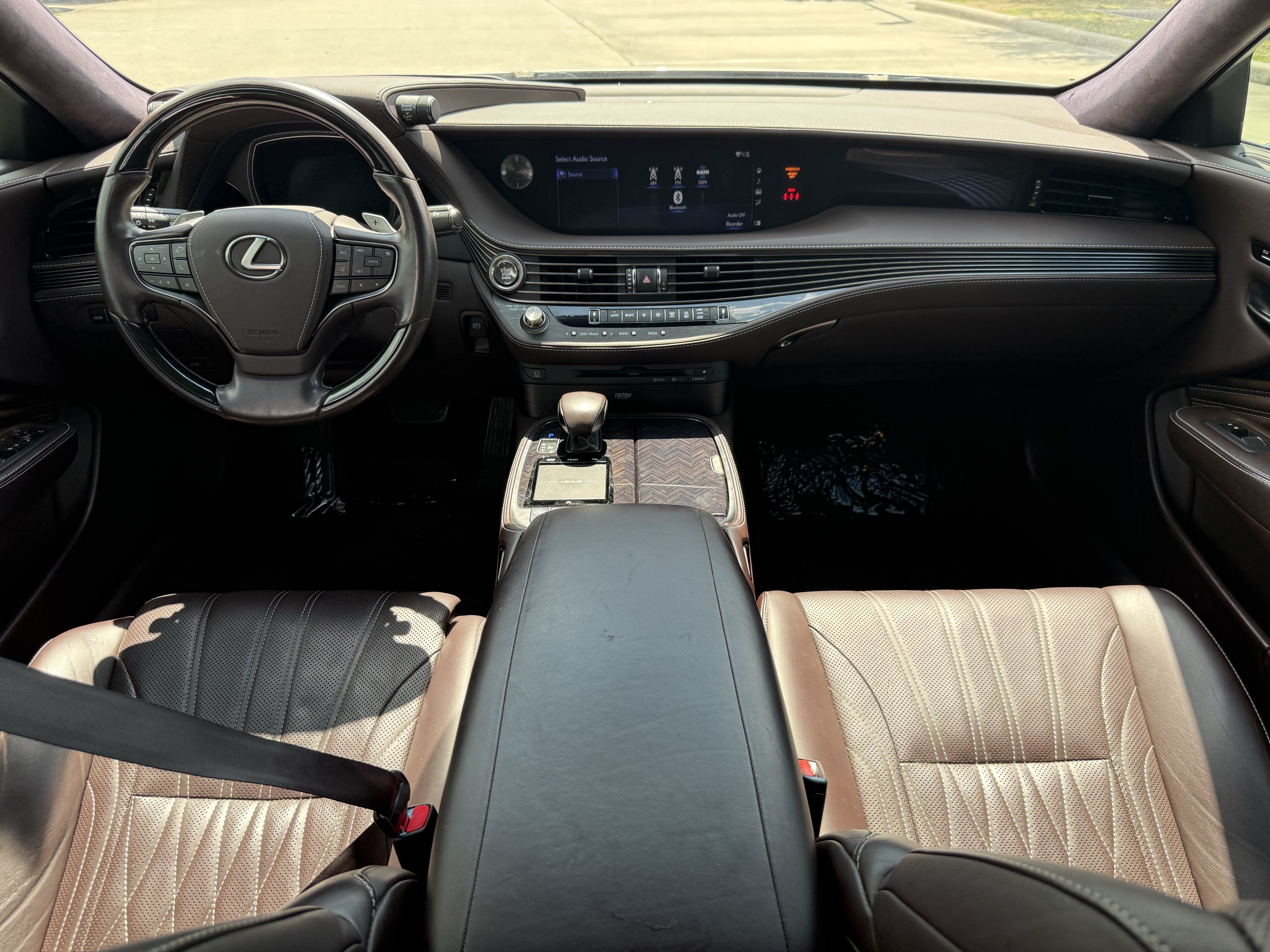 Used 2020 Lexus LS 500 w/ Interior Upgrade Package RWD image 13
