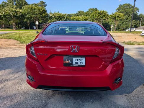 Used 2016 Honda Civic EX image 4