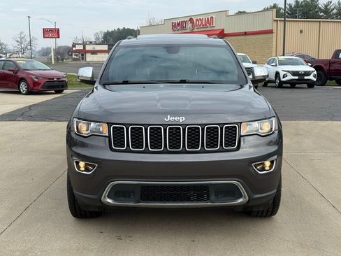 Used 2017 Jeep Grand Cherokee Limited image 2