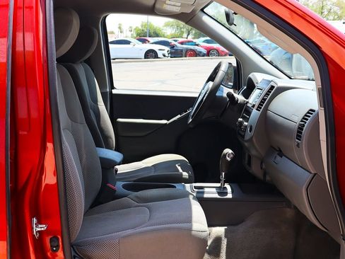 Used 2018 Nissan Frontier SV RWD image 30