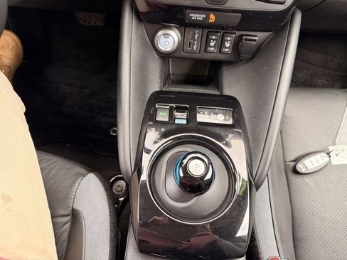 Used 2021 Nissan Leaf SL Plus image 21