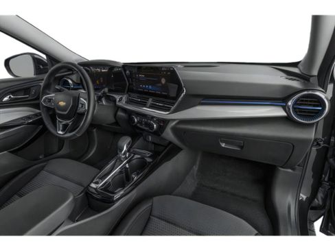 Used 2025 Chevrolet Trax LT w/ LT Convenience Package FWD image 18