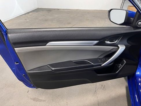 Used 2017 Honda Civic EX-L image 17