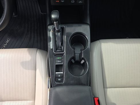 Used 2022 Honda Civic EX-L image 21