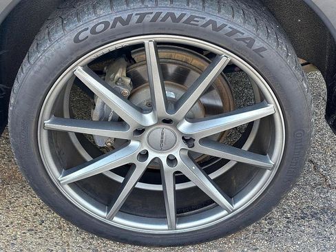 Used 2014 Porsche Cayenne Diesel Platinum Edition image 10