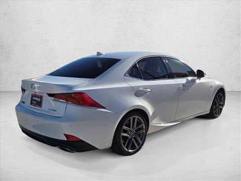 Used 2018 Lexus IS 350 image 5